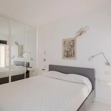 Apartment Cesarina Rome